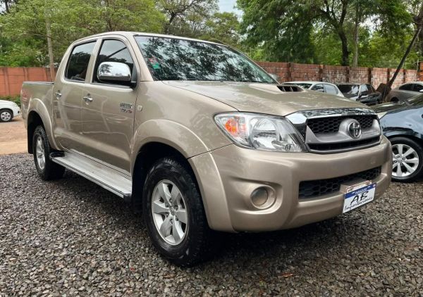 Toyota Hilux 2011